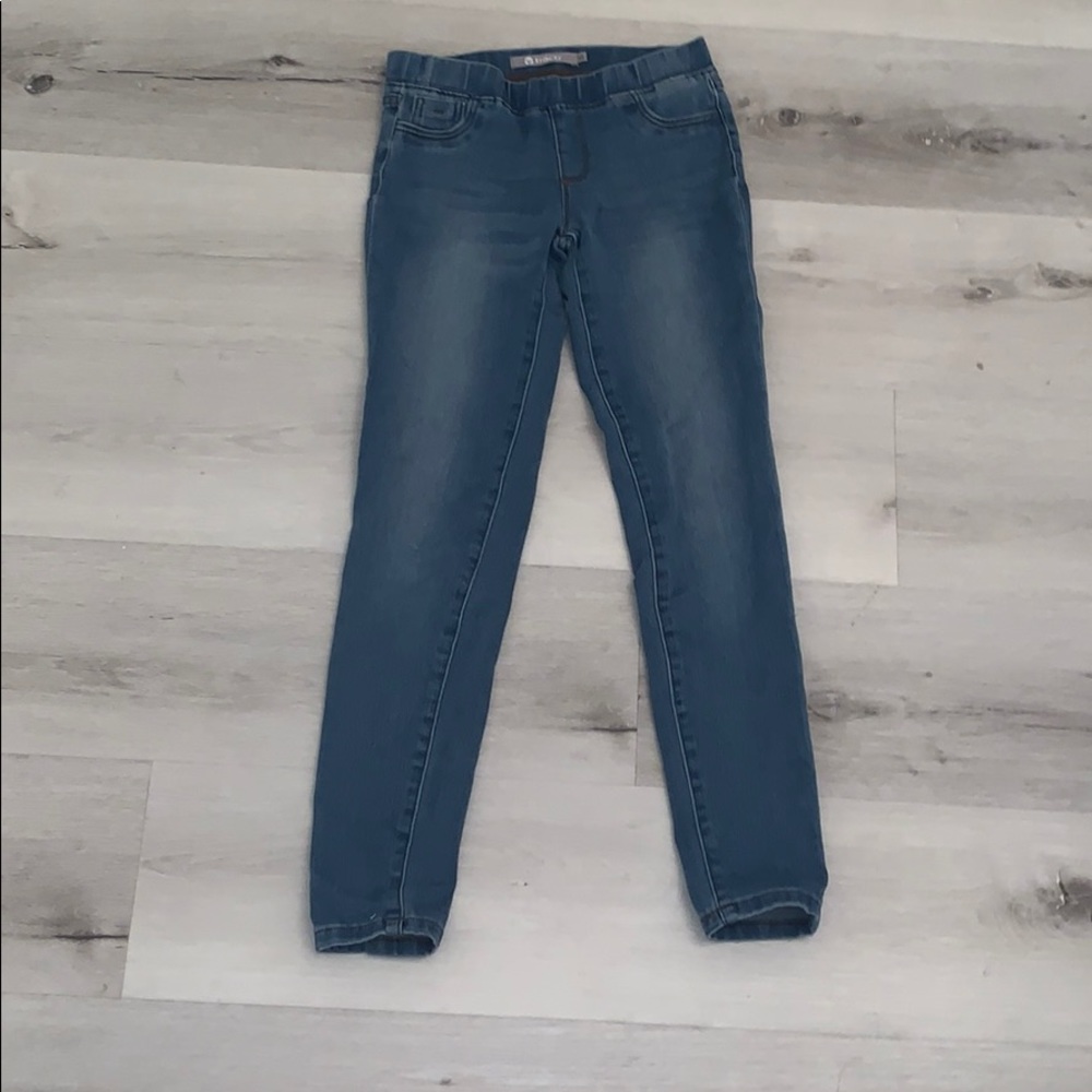 tractr jeggings (jeans that feel like leggings)